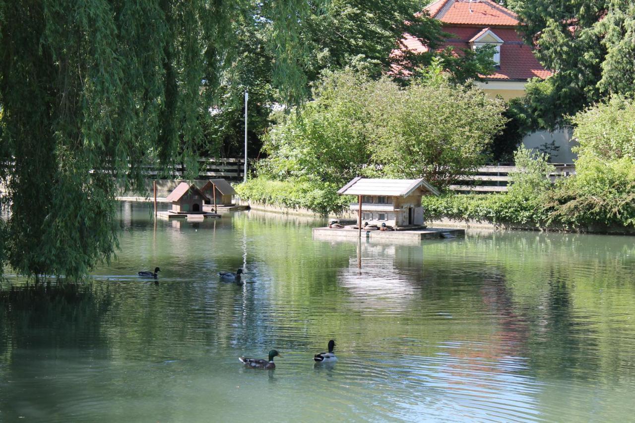 Ferienhaus Anni Rot an der Rot Buitenkant foto