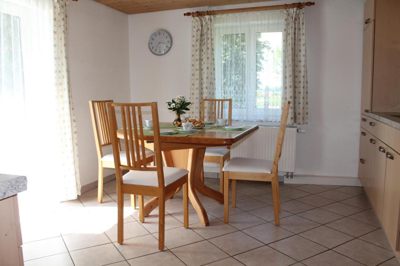 Ferienhaus Anni Rot an der Rot Buitenkant foto